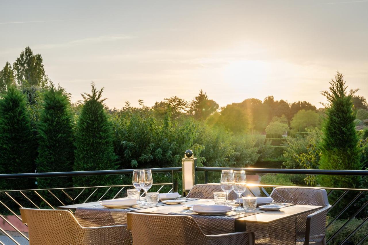 נוואטה Hotel Torremirona Golf & Spa מראה חיצוני תמונה