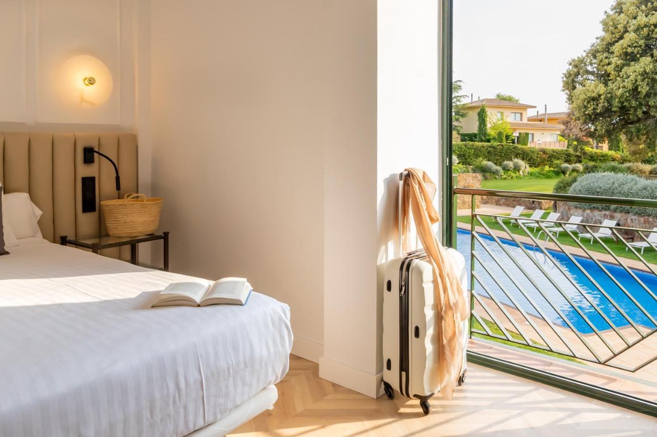 נוואטה Hotel Torremirona Golf & Spa מראה חיצוני תמונה