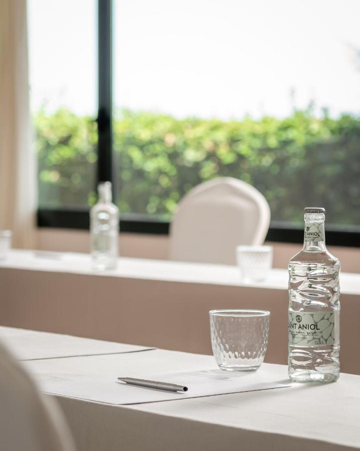 נוואטה Hotel Torremirona Golf & Spa מראה חיצוני תמונה