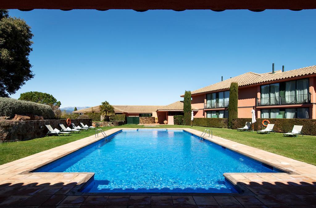 נוואטה Hotel Torremirona Golf & Spa מראה חיצוני תמונה