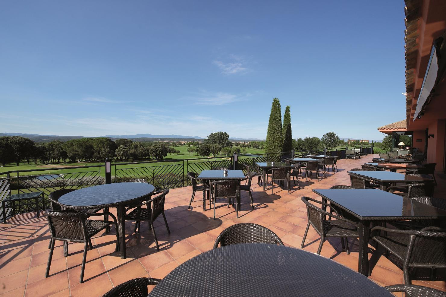 נוואטה Hotel Torremirona Golf & Spa מראה חיצוני תמונה