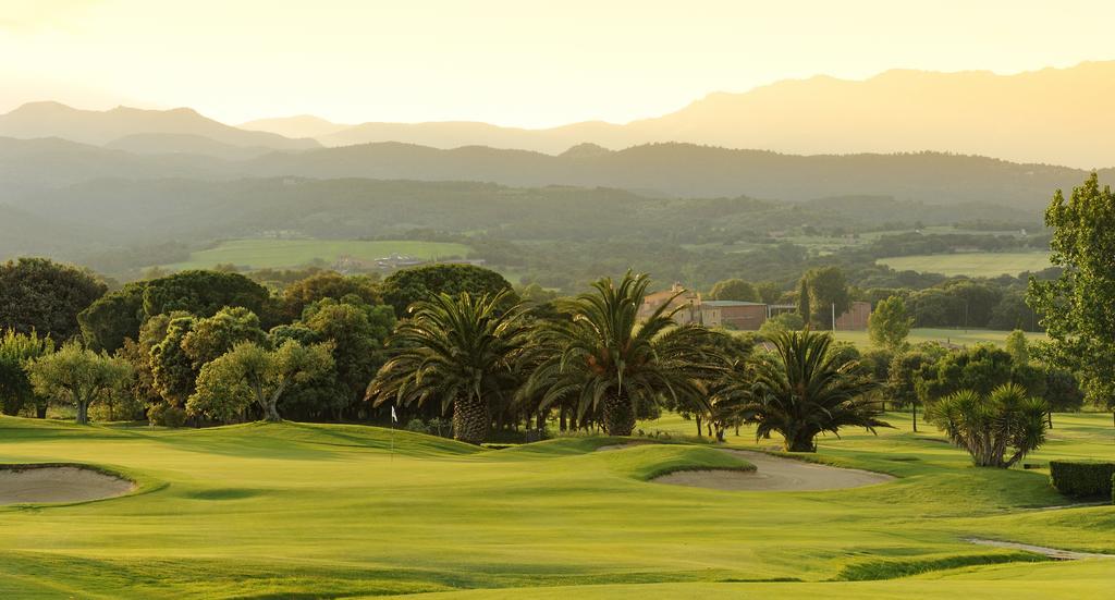 נוואטה Hotel Torremirona Golf & Spa מראה חיצוני תמונה
