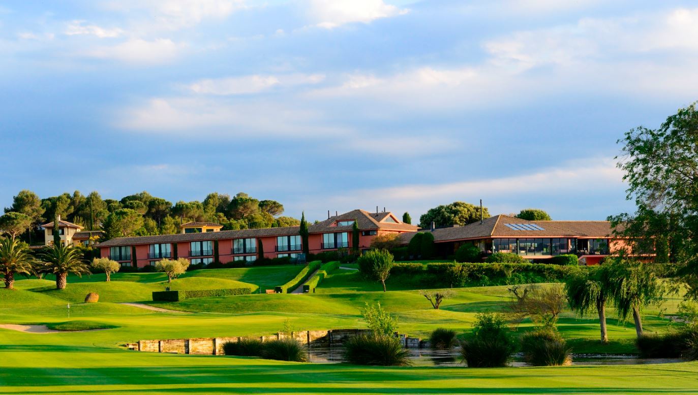 נוואטה Hotel Torremirona Golf & Spa מראה חיצוני תמונה
